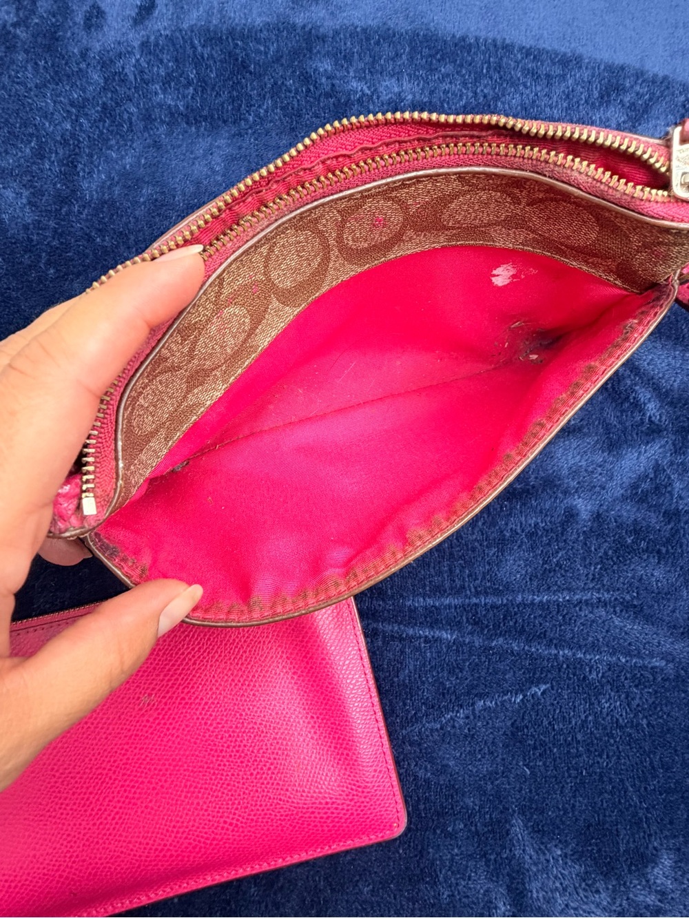 Coach Brown Signature Canvas Wristlet with Pink Trim - Picture 5 of 8